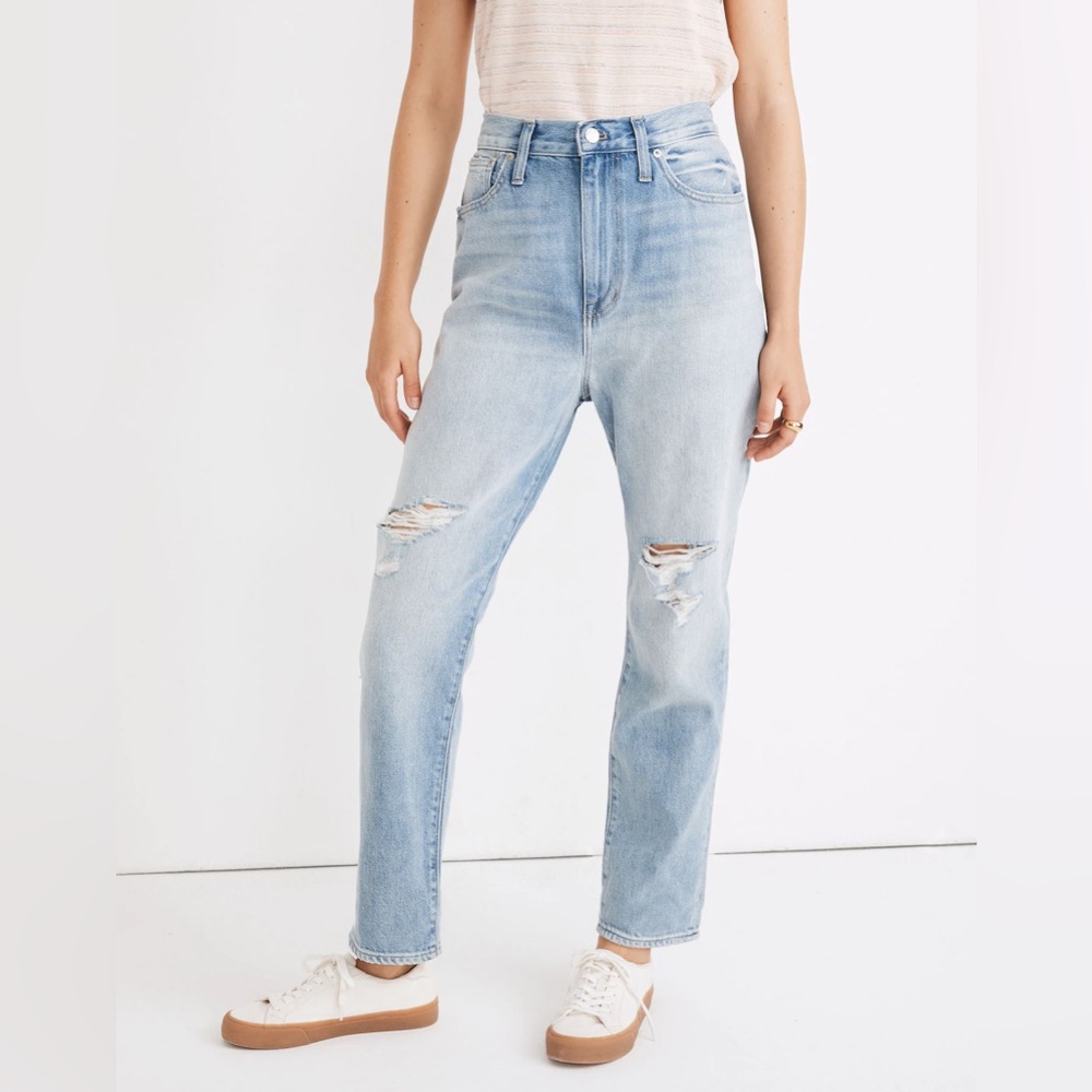 Madewell The Momjean in Gilford Wash Ripped Edition Jeans Size 31